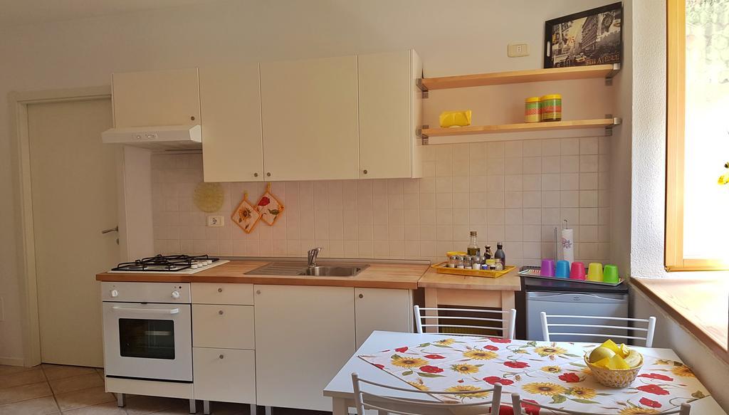 Appartamento Angi - Lago & Vacanza Attiva Ρίβα ντελ Γκάρντα Εξωτερικό φωτογραφία